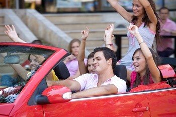 Parents or legal guardians may be held responsible for the negligent actions of a teen driver.