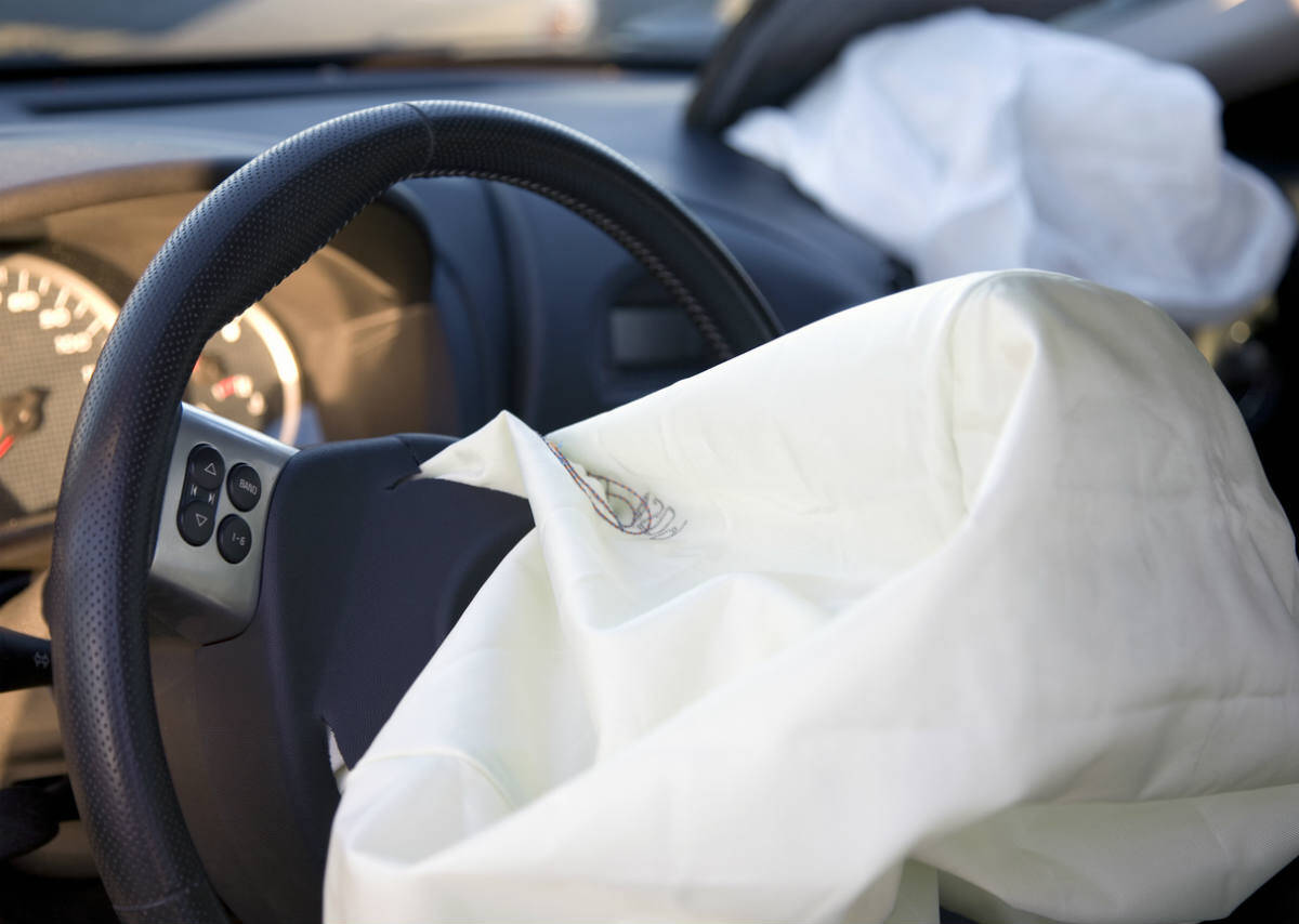 st. louis air bag injuries