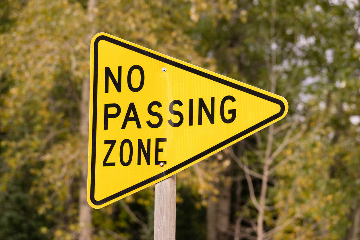 no passing zone sign in St. Louis, MO