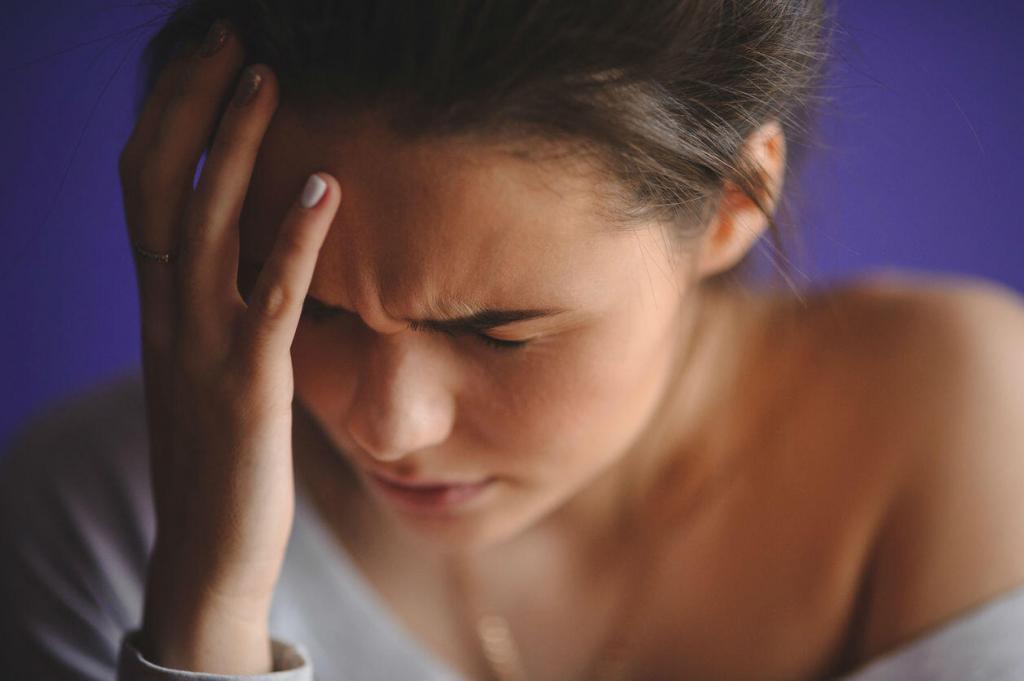 St. Louis woman with headache