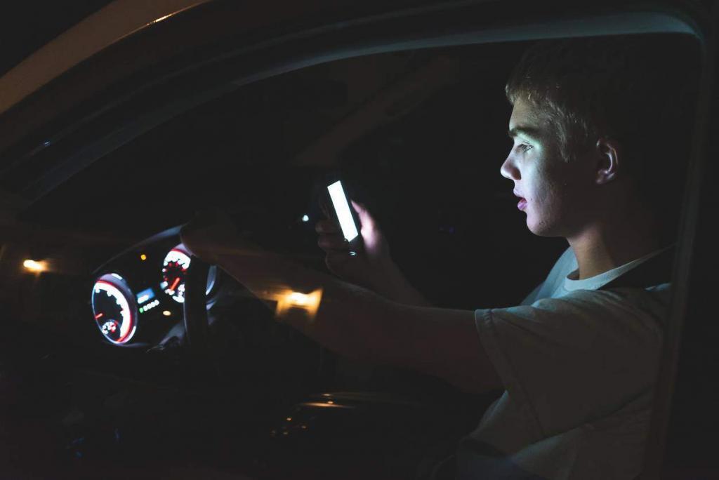 distracted driver in st. louis