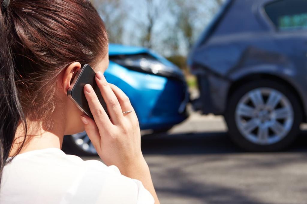 st. louis woman reporting car accident