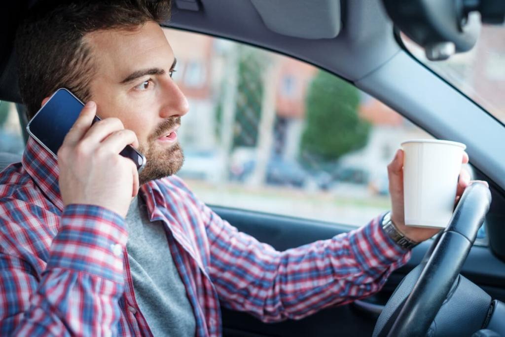 st. louis man distracted while driving