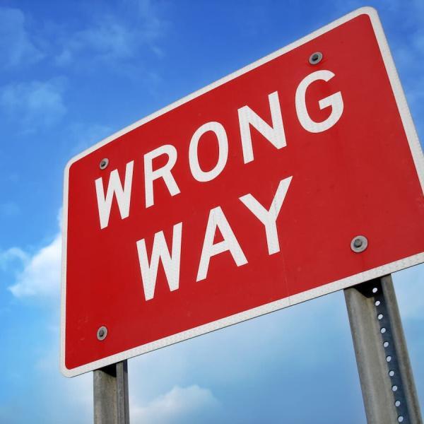 wrong way road sign