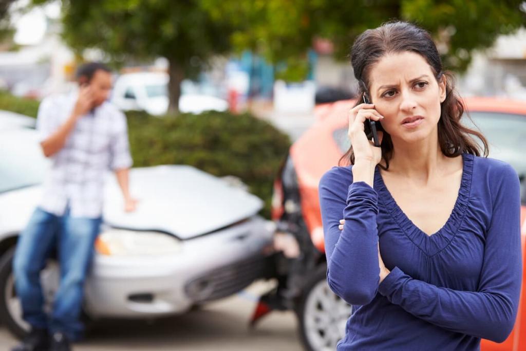 st. louis woman on the phone after a car accident