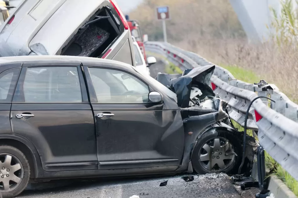 a pile-up car accident in St. Louis