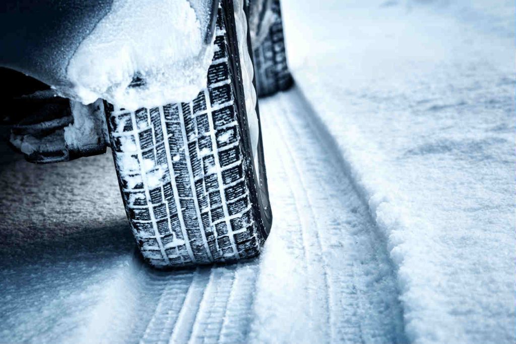 st-louis-winter-driving-guide-navigating-snow-and-ice-safely